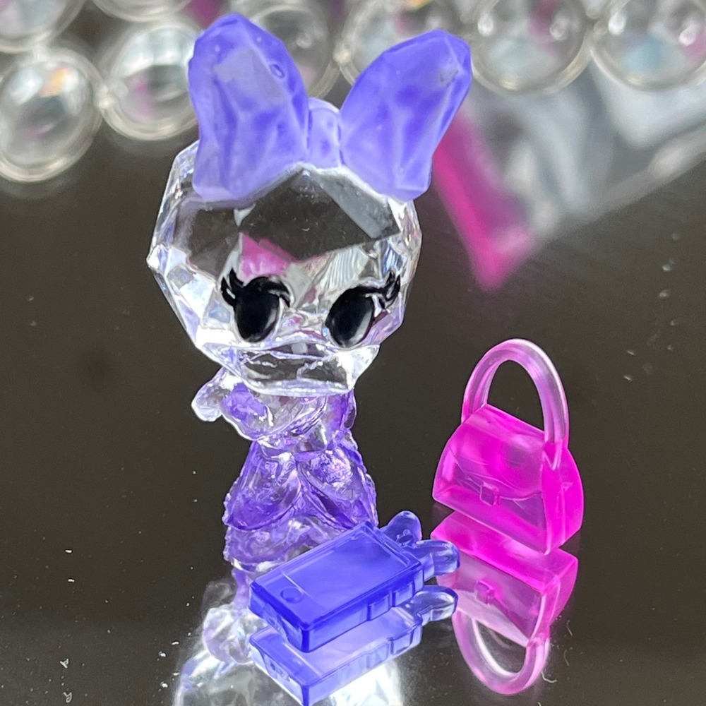 Disney Crystal Surprise Daisy Duck Mini Figure Purple Translucent Accessories